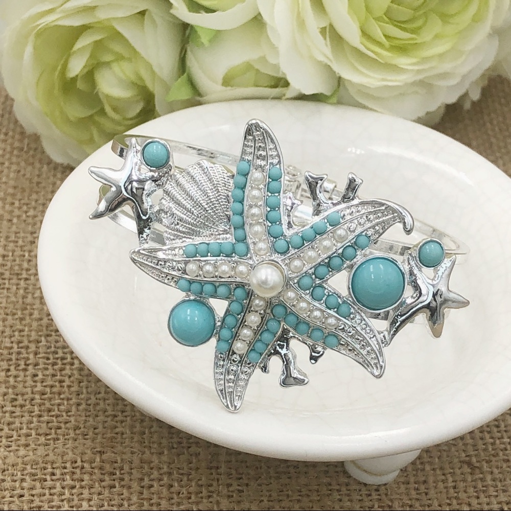 Blue Starfish Pearl Big Silver Hinged Bracelet